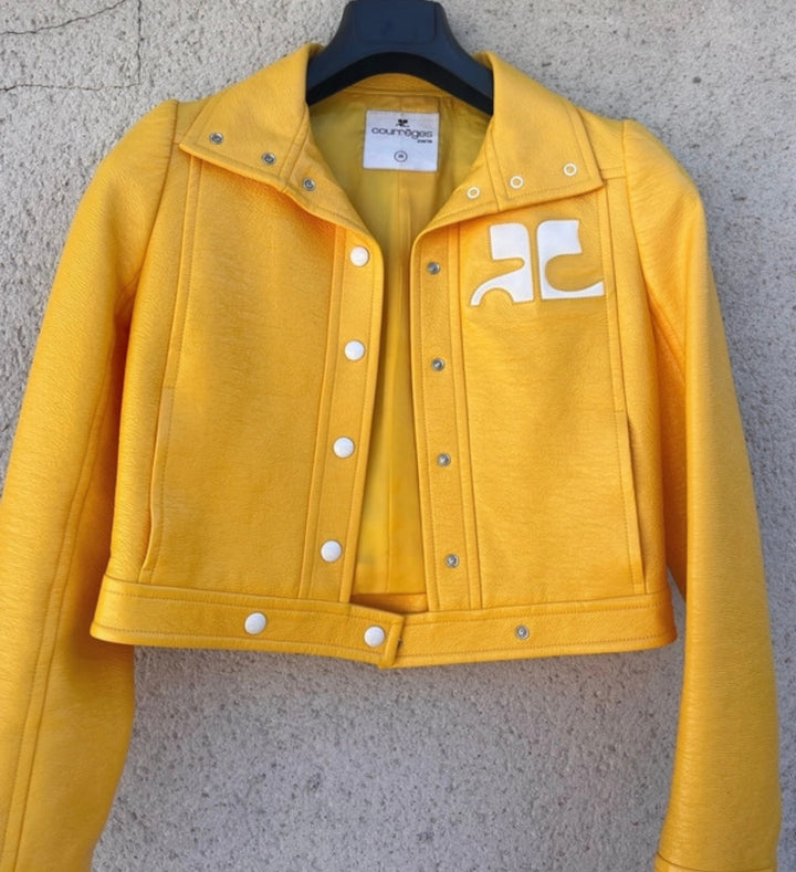 Vestes Courr*ges
