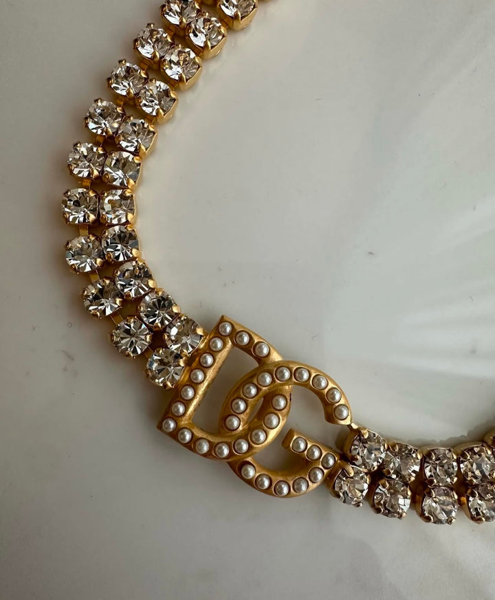 Collier DG
