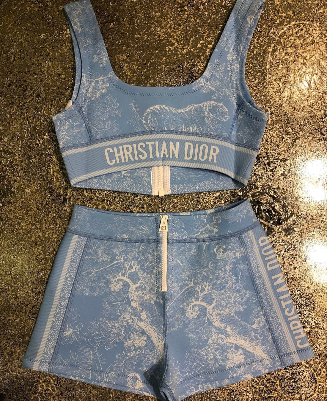 Ensemble Di*r