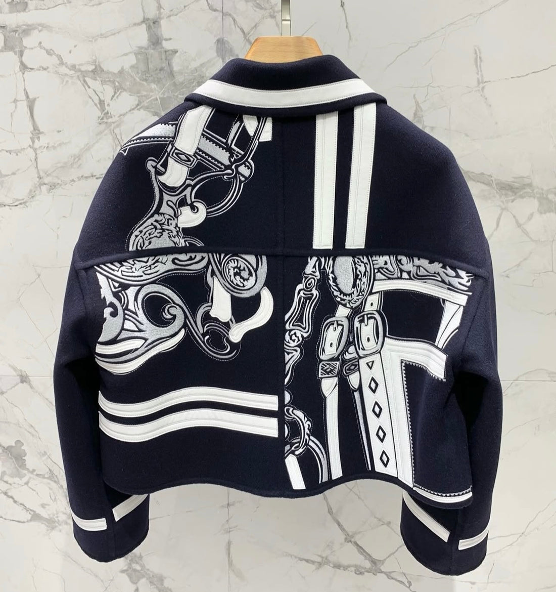 Vestes H*rmes