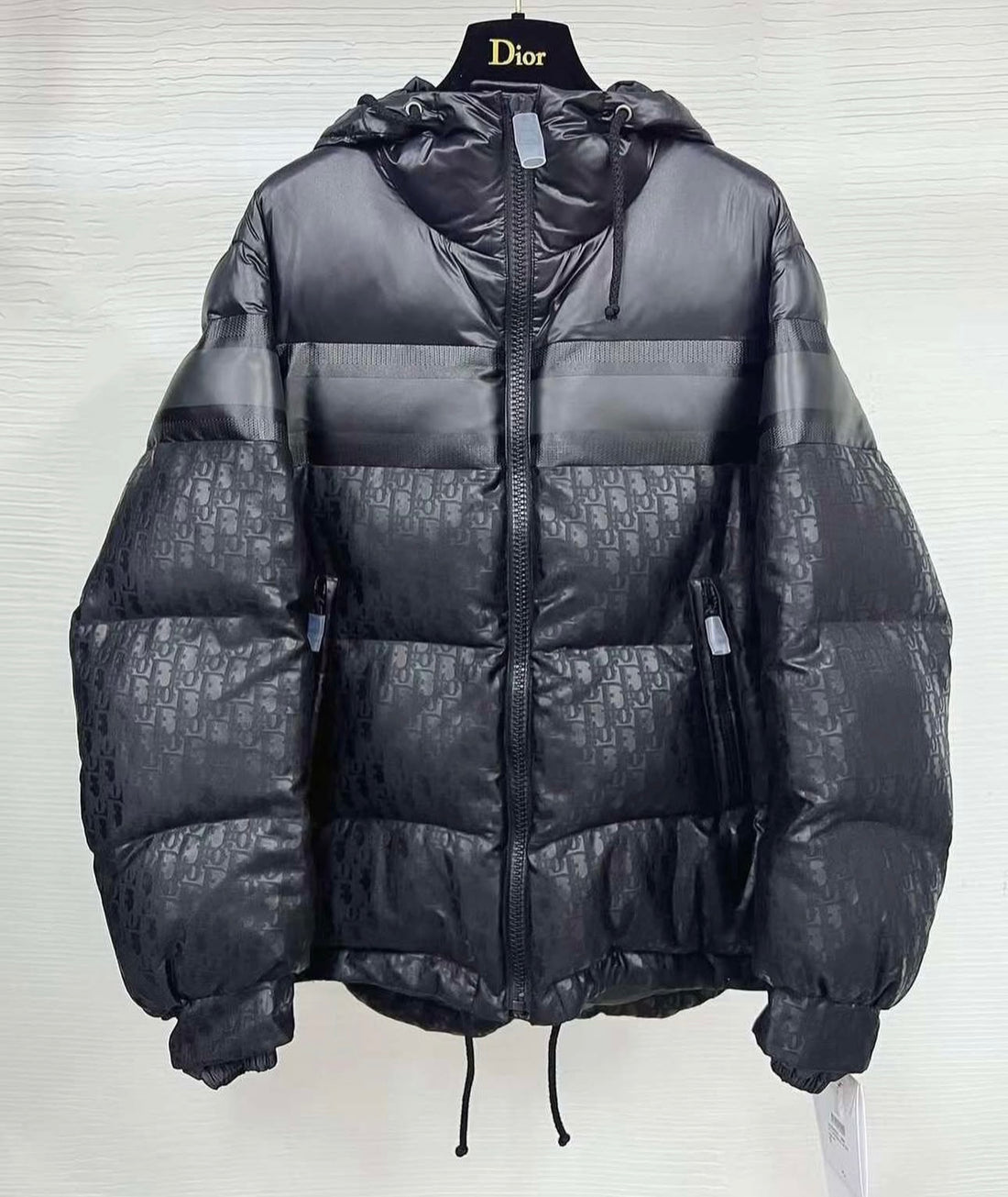 Vestes Di*r