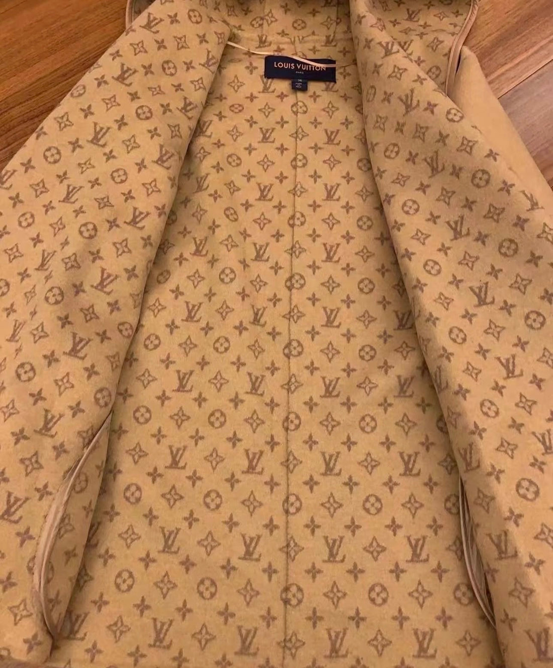 Manteau Lv