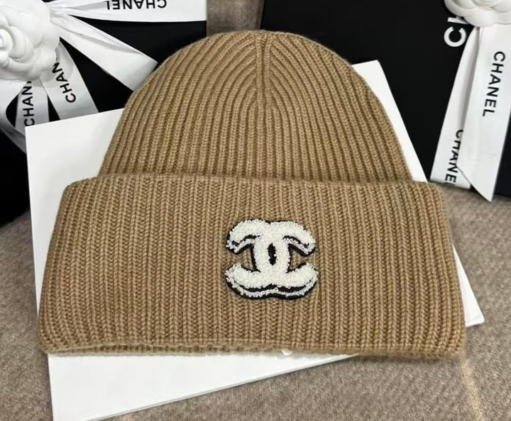 Bonnet Ch*nel