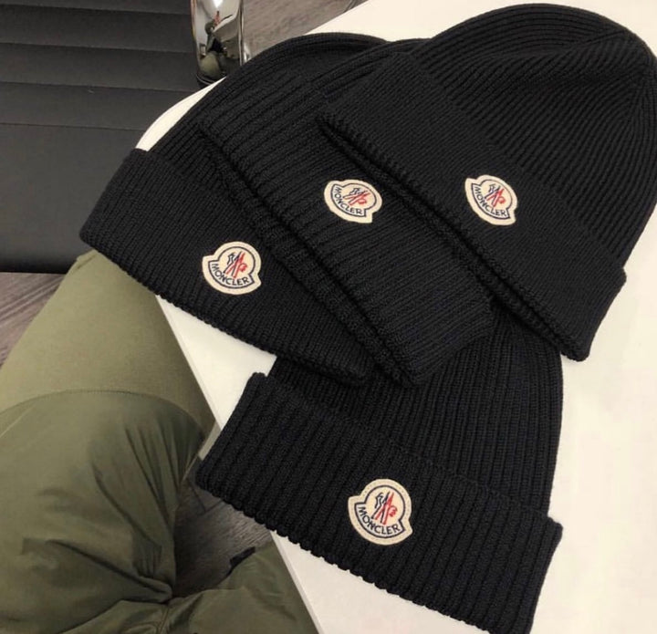 Bonnet M*ncler